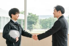 有料職業紹介会社で新規企業を発掘するお仕事です【2507180101】